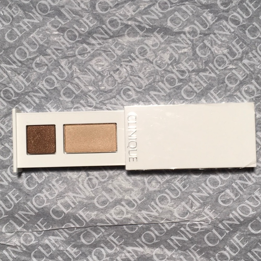 Clinique “Like mink” duo eye shadow